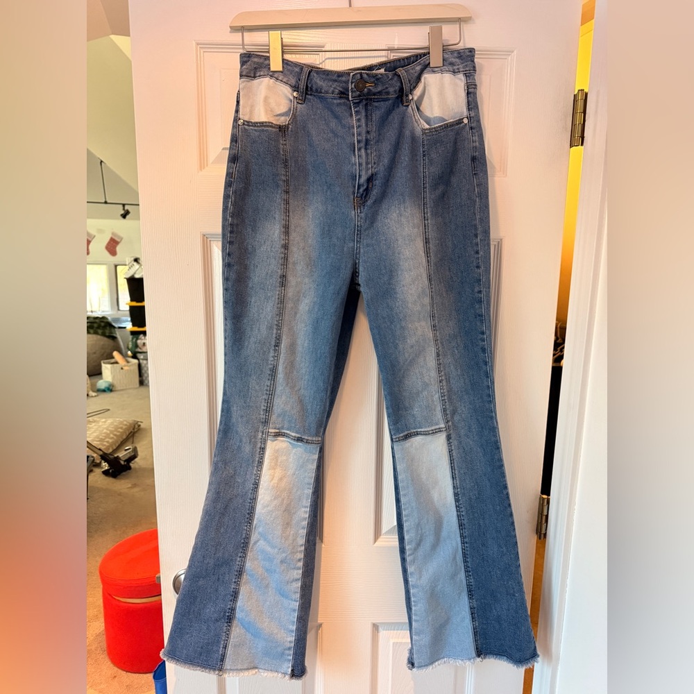 NYC Steve Madden 17 Two-Tone Color Block Vintage Bell Bottom Jeans